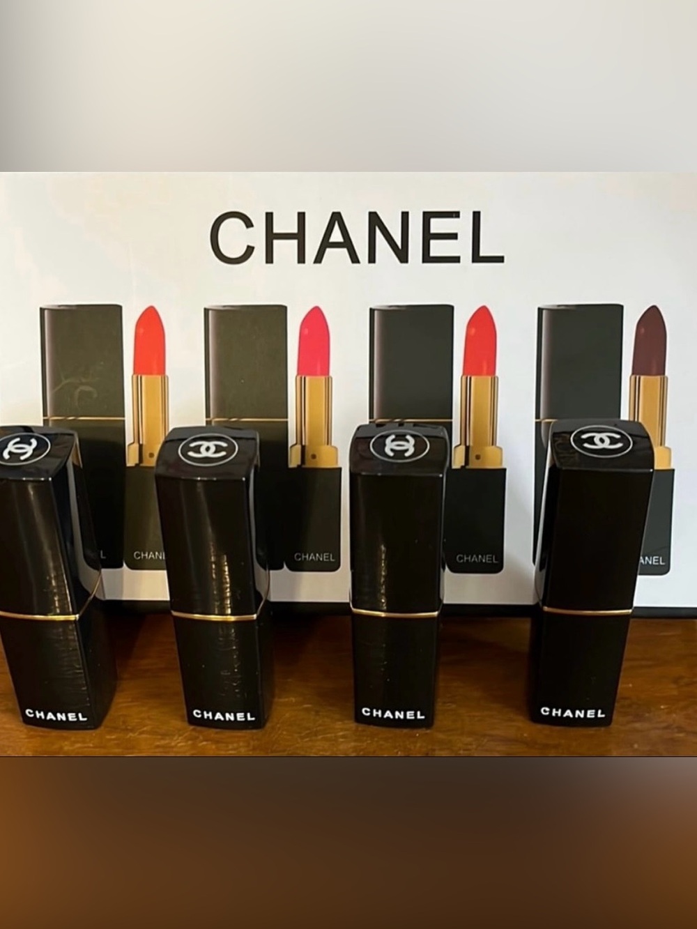 Chanel Rare Boxed Lipstick Gift Set - Picture 3 of 3